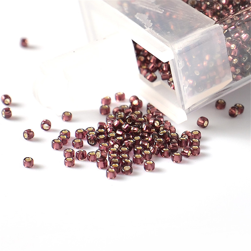 Embroidery Glass Beads - خرزات زجاجية توهو يابانية ، لون