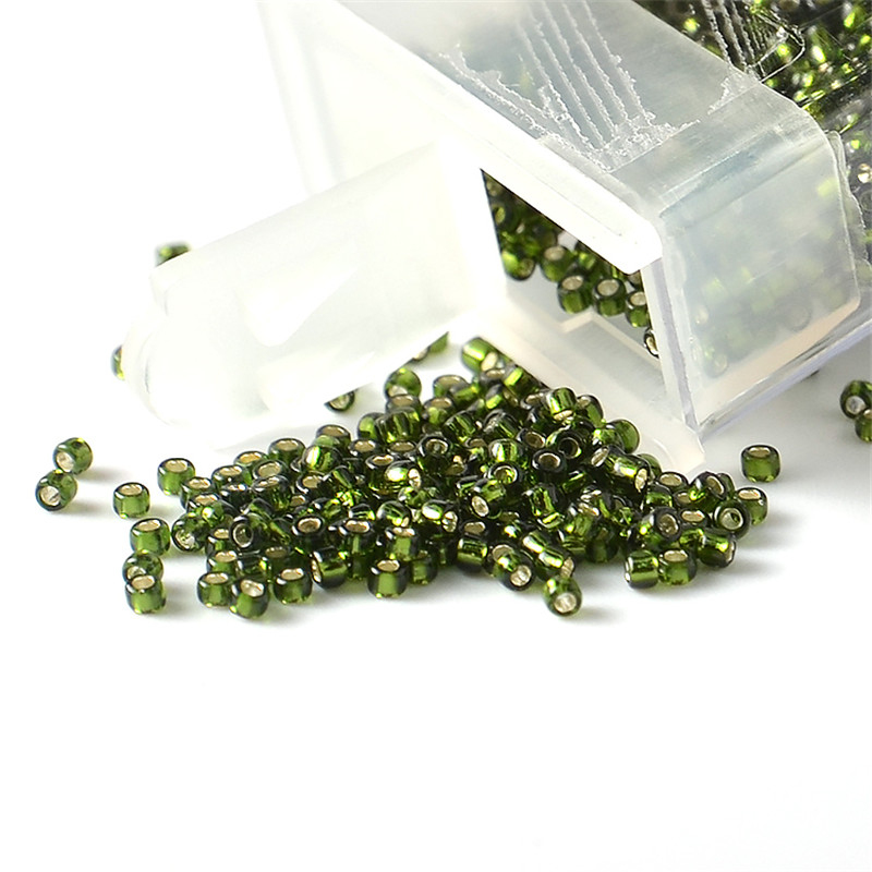 خرزات زجاجية توهو يابانية ، لو - مراجعة Embroidery Glass Beads وسعره