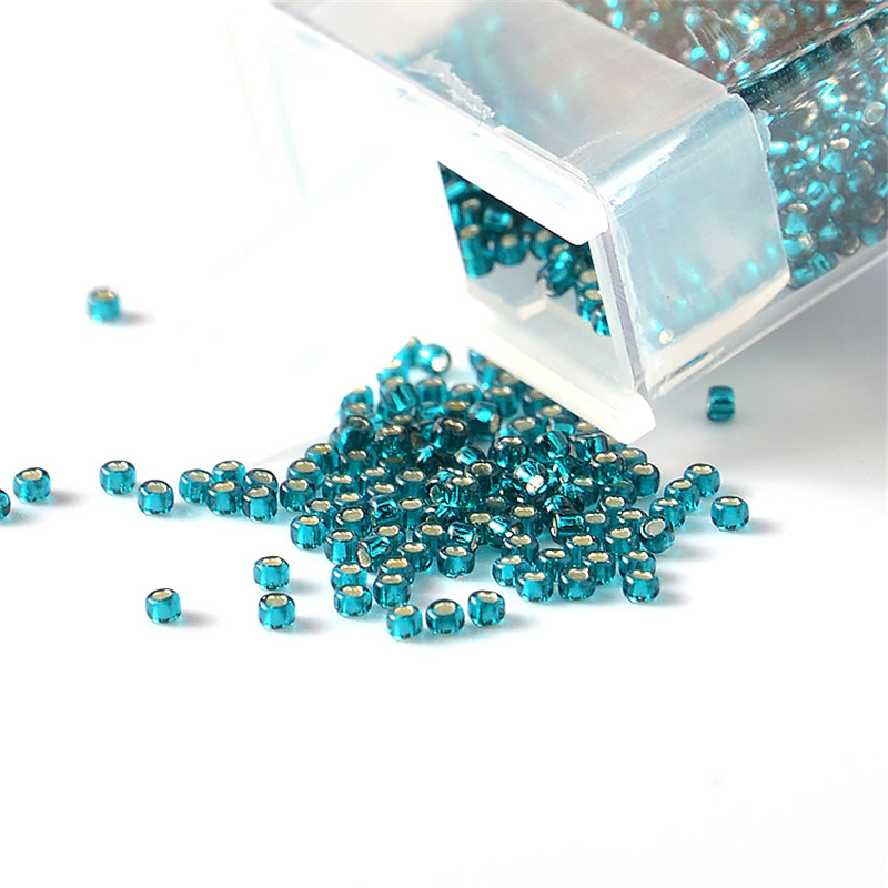 خرزات زجاجية توهو يابانية ، لو - مراجعة Embroidery Glass Beads وسعره