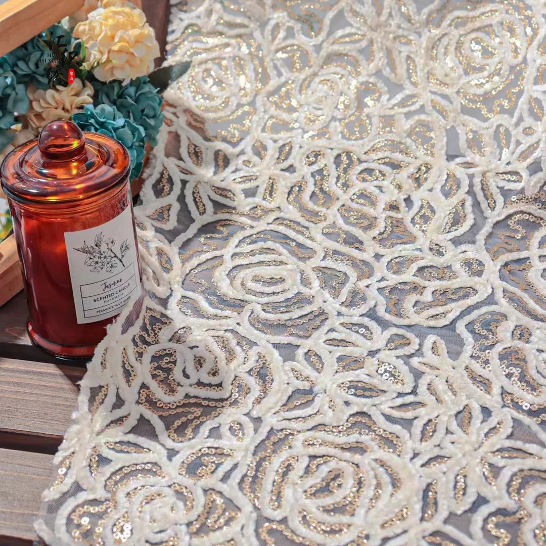 النمط الأوروبي المألوف الترتر  - مراجعة Embroidery Rose وسعره