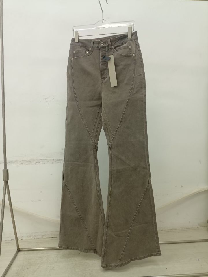 العلامة التجارية الجديدة ريك ا - مراجعة Embroidery On Jeans وسعره
